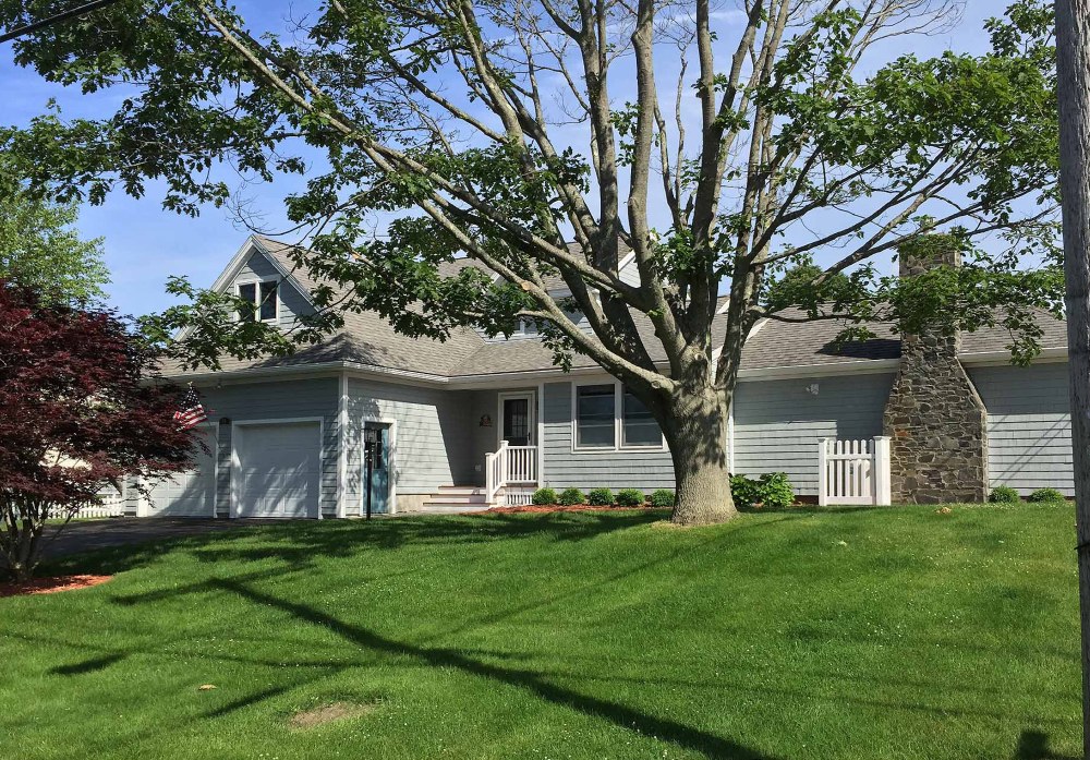 28 Greenwood Avenue 2001